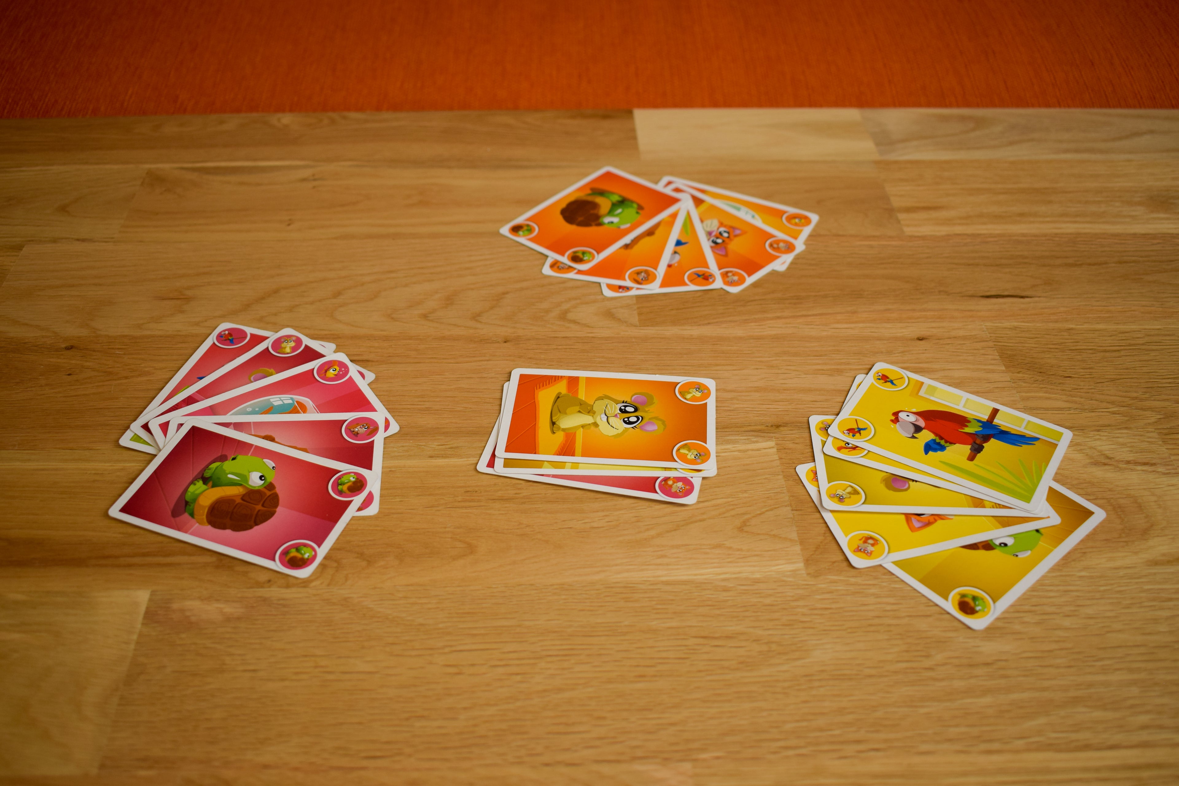 Blue Orange India | Who Did It? Card Game, Fast-Paced Family Game for Kids & Adults, Hilarious Blame and Strategy Game, 3–6 Players