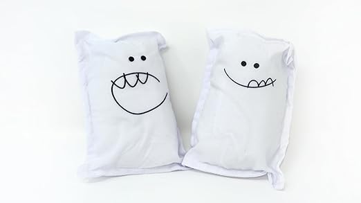 Blue Orange Pilo Pilo Card Game, 2-6 Players, Ages 7+, 15 Minutes Playing Time